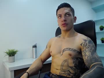 [17-08-23] aquiles_50 record public webcam from Chaturbate
