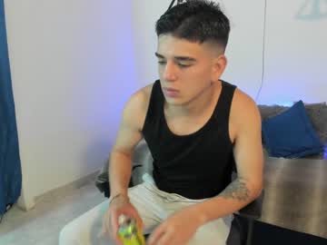 [15-04-24] ares_johnsonn public webcam video from Chaturbate