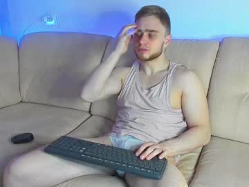 [14-03-22] jamesjay1999 public show from Chaturbate