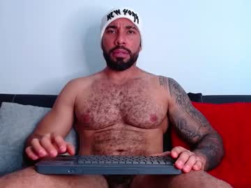 [15-04-24] roman_muscle_ show with toys from Chaturbate