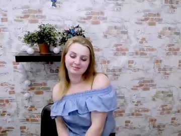 [22-05-23] kirakolls chaturbate public show