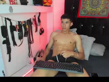 [01-02-24] bryan_3112 record show with toys from Chaturbate.com