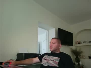 [12-08-22] ozzy84 show with toys from Chaturbate
