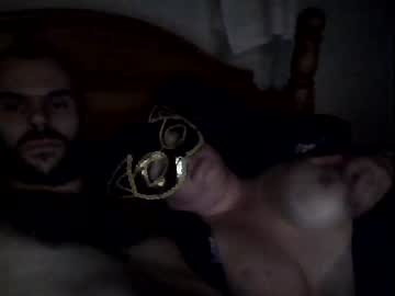 [28-11-22] miss_bea88 public show from Chaturbate