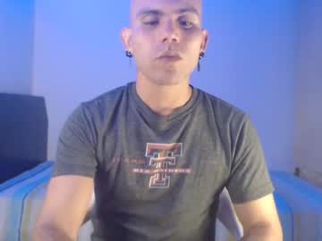 [02-05-24] mark_stronger99 public webcam from Chaturbate