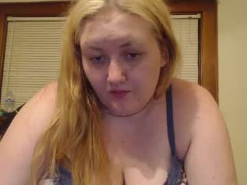[05-07-22] iluvmytightpussy record video with dildo from Chaturbate