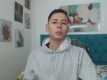 [10-03-23] mike_wolf18 chaturbate public