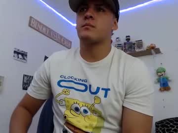 [07-01-23] juann_ariass333 video with toys