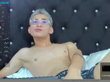 [28-10-22] magical_lad blowjob show from Chaturbate