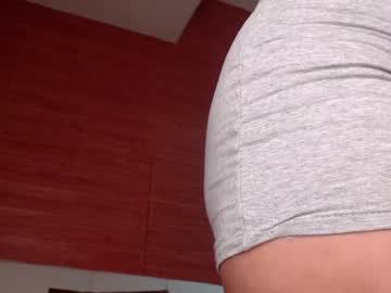 [19-04-22] ashleybrook2 public show from Chaturbate