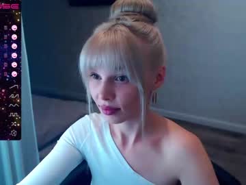 [04-04-23] kit_helen public show video from Chaturbate