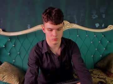 [08-01-23] aidencarver public webcam from Chaturbate