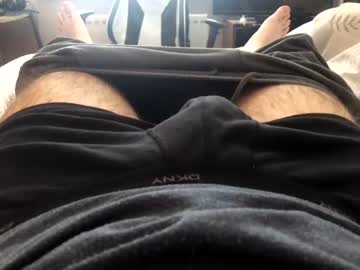 [06-07-23] slongy22 chaturbate public show