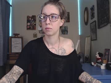 [08-11-22] mable_may public show from Chaturbate