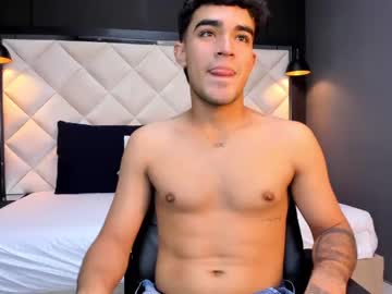 [12-02-24] miike_leon record video with toys from Chaturbate.com