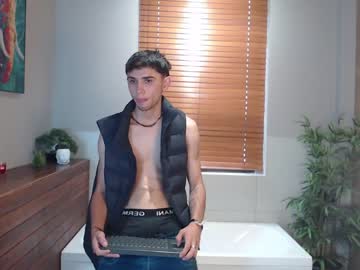 [17-10-23] sam_evans02 chaturbate show with toys