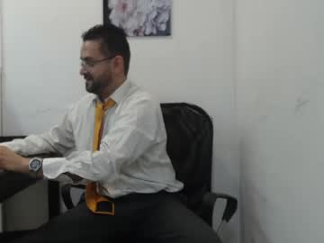 [01-09-22] camilo_uribe28 show with toys from Chaturbate.com