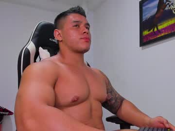 [04-12-23] marco_diaz1 record public show from Chaturbate