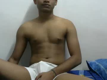 [08-05-22] alwyn1827 cam show from Chaturbate
