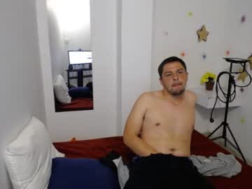 [04-06-22] chechi_boy webcam video from Chaturbate.com