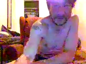 [22-04-22] bugz419 public show from Chaturbate