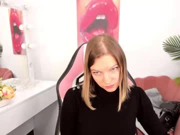 [10-12-22] _arinaa_ record public show video from Chaturbate