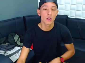 [04-01-22] latinboy23xxx_ private show from Chaturbate