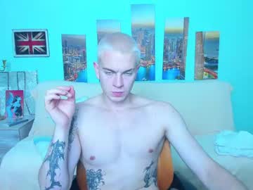 [07-09-22] mikaelmartinson chaturbate video with toys