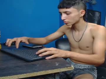 [26-10-23] aron_rojas private XXX show from Chaturbate