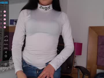 [24-05-22] july_scort public show from Chaturbate