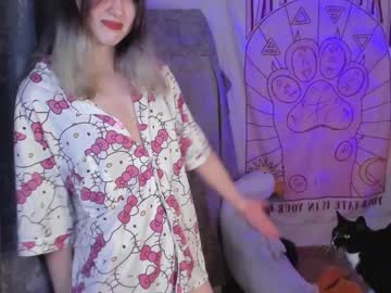 [19-10-23] holy420loly public show from Chaturbate