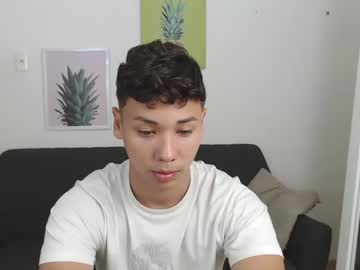 [30-03-23] andres_rm public webcam video from Chaturbate