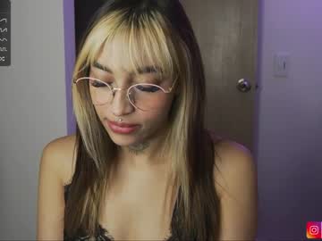 [04-12-23] dannielle_ cam video