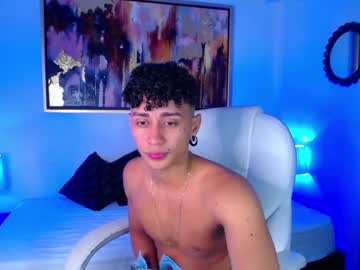 [08-03-22] marcus_kurt public show from Chaturbate