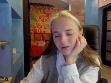 [08-10-22] kittylovelys record show with cum from Chaturbate