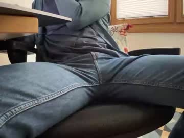 [16-11-23] hardworkingdick public show video from Chaturbate
