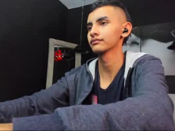 [23-11-22] thiago079 record show with toys from Chaturbate.com