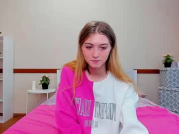 [04-07-22] angelinanighty public webcam video from Chaturbate.com