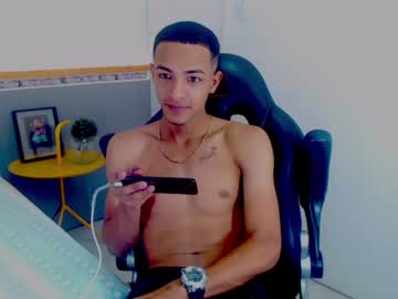 [18-10-22] martin_harem record show with toys from Chaturbate.com