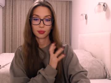 [06-12-23] juliaam cam show from Chaturbate