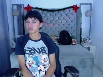 [27-12-23] alex_sweet_69 record public show video from Chaturbate