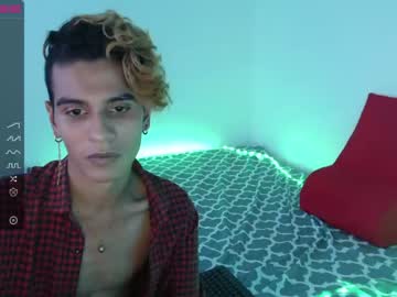 [18-04-23] allen_15_ chaturbate public show