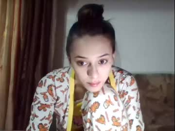 [17-01-22] miaukityy public webcam video from Chaturbate