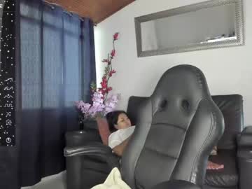 [05-01-24] little_cony public show video from Chaturbate.com