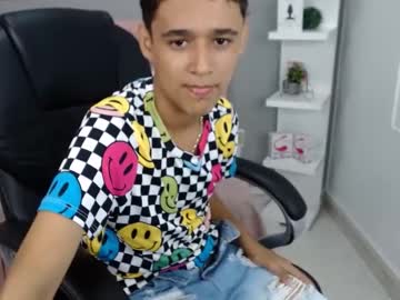 [18-07-22] aitor_sweet premium show from Chaturbate