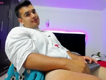 [18-04-24] thiago_cp01 record public show from Chaturbate