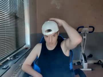 [03-08-22] craigy1605 record show with toys from Chaturbate