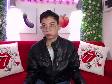 [05-09-23] andrewbelucci_ video with dildo from Chaturbate