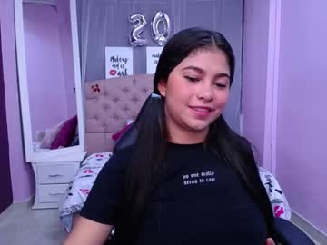 [02-02-22] honeykendall_ record show with cum