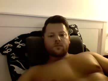 [24-08-23] johnny_boy08 public webcam video from Chaturbate